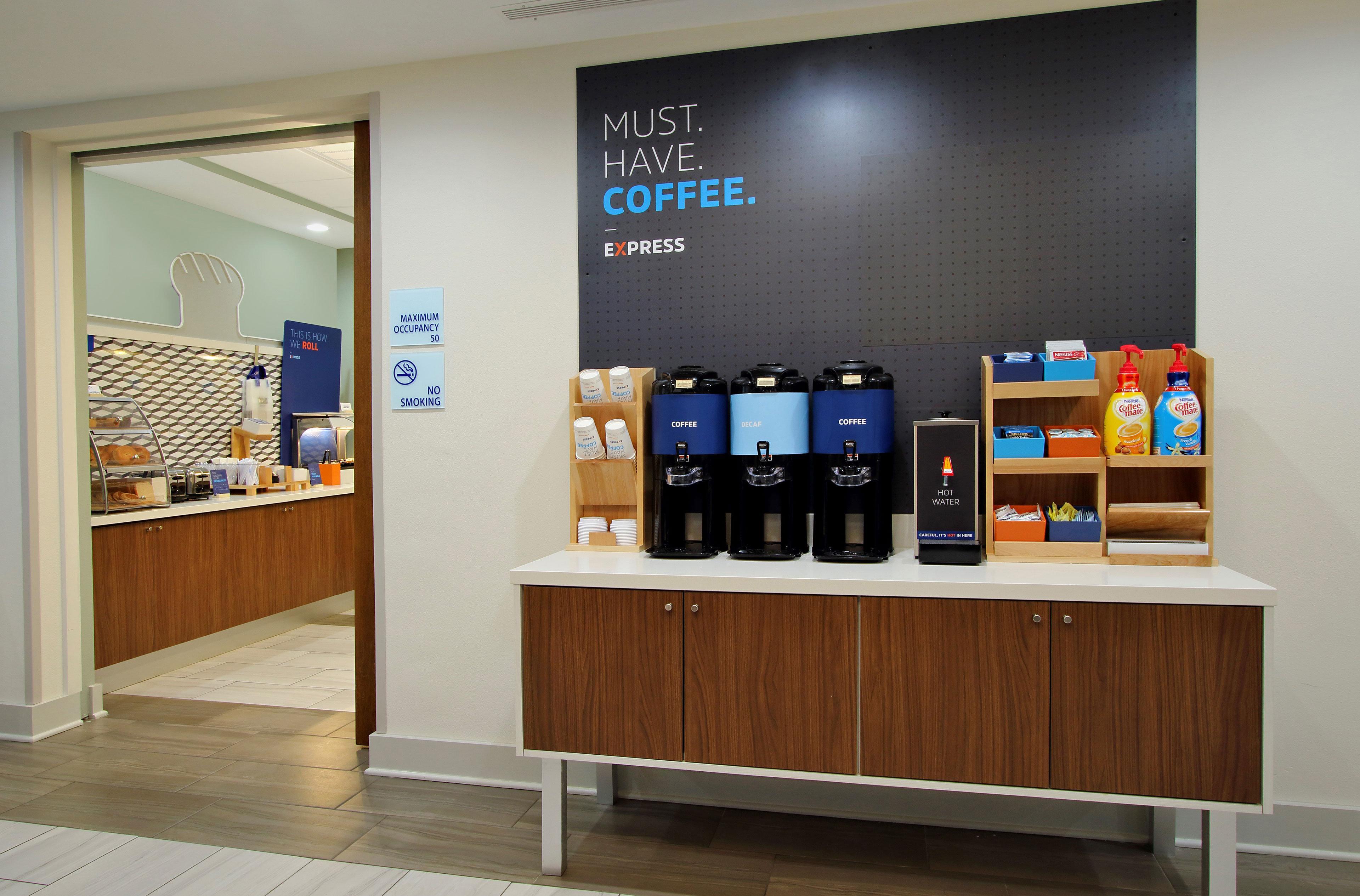 Holiday Inn Express & Suites - Forest Hill - Ft. Worth Se Екстер'єр фото