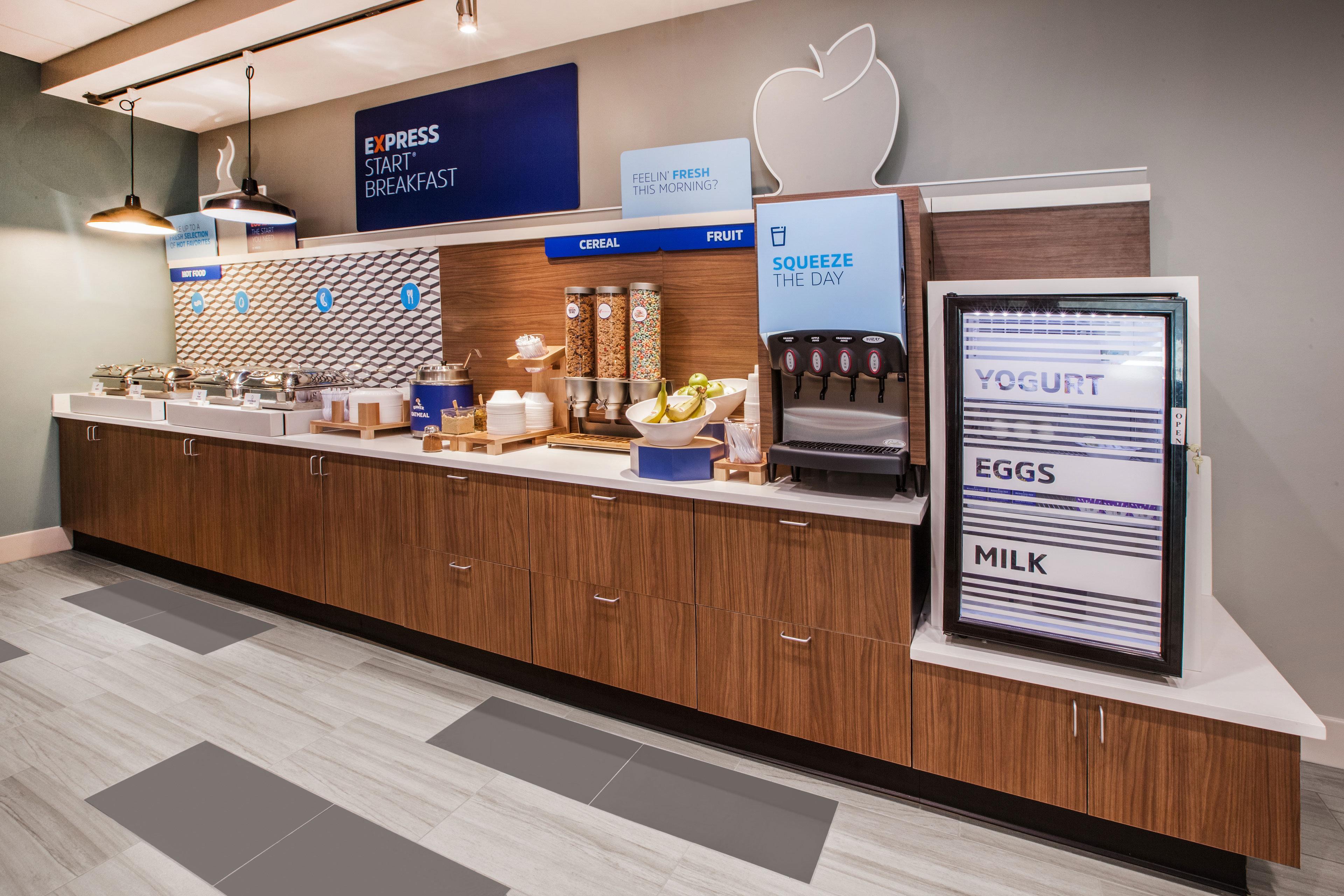 Holiday Inn Express & Suites - Forest Hill - Ft. Worth Se Екстер'єр фото